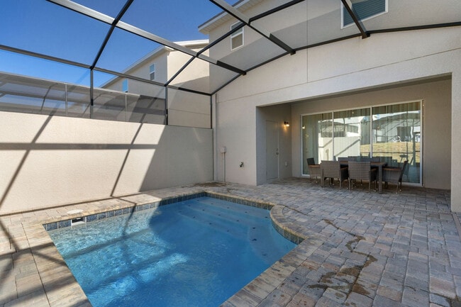2358 Zaballina Pl in Kissimmee, FL - Foto de edificio - Building Photo