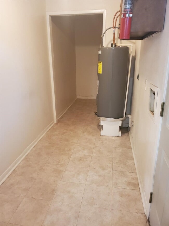 204 Banyan Dr in Lake Jackson, TX - Building Photo - Building Photo