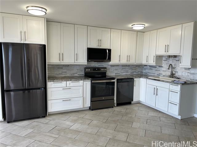 property at 98-99-99 Uao Pl