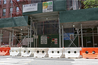 Baldwin Park Condominiums in New York, NY - Building Photo - Building Photo