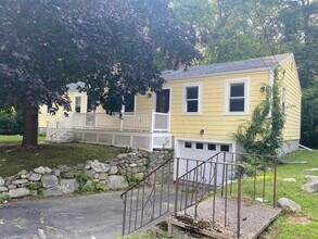 7 Durkee Rd in Acton, MA - Building Photo - Building Photo
