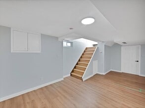 6 Jasmin Crescent in St Catharines, ON - Building Photo - Building Photo