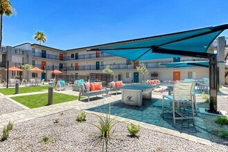 The Icon on Central in Phoenix, AZ - Building Photo - Building Photo