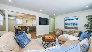 24 N Wyoming Ave in Ventnor City, NJ - Building Photo - Building Photo