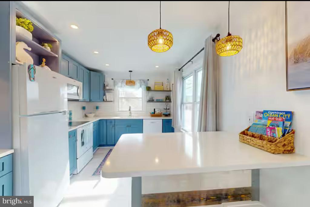 327 Robin Dr in Ocean City, MD - Building Photo