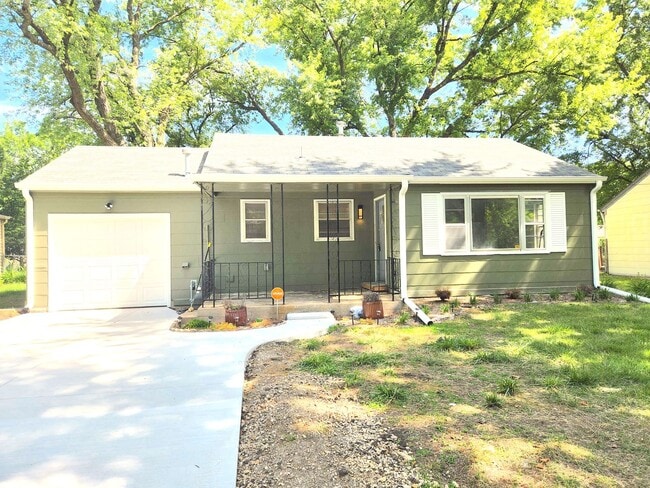 property at 2416 SW 25th Dr