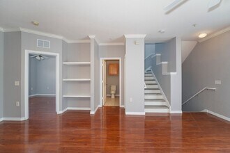6121 Metrowest Blvd in Orlando, FL - Building Photo - Building Photo