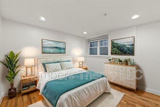 739 Newton Pl NW in Washington, DC - Foto de edificio - Building Photo