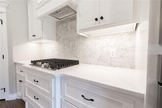 9320 NW 118th Ter in Yukon, OK - Building Photo - Building Photo