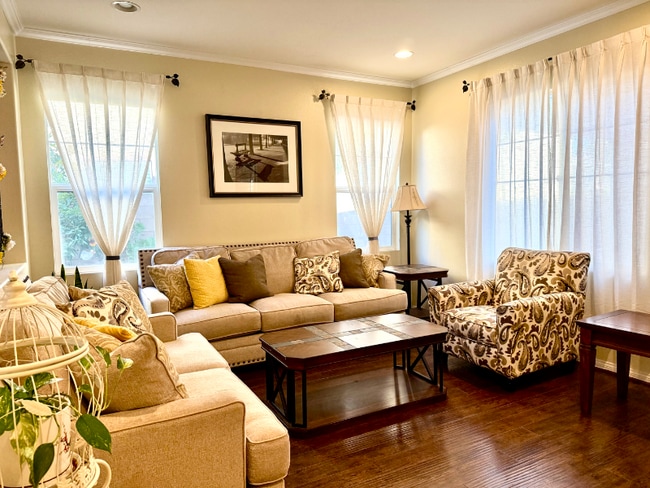 13652 Perry Ann Cir in Corona, CA - Building Photo - Building Photo