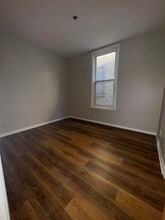 3047 N Troy St, Unit 1 in Chicago, IL - Building Photo - Building Photo
