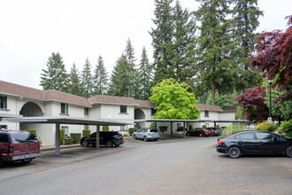 Ridgewood Village in Kirkland, WA - Building Photo - Building Photo