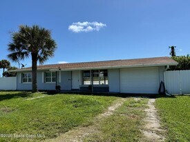 2394 Shenandoah Rd in Palm Bay, FL - Building Photo