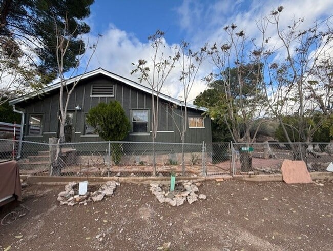 property at 326 Kindra Heights Rd