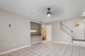 948 S Alma School Rd in Mesa, AZ - Building Photo - Building Photo