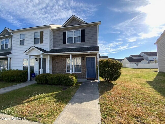 property at 200 Bridgewood Dr