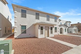 6568 Hoop St in El Paso, TX - Building Photo - Building Photo