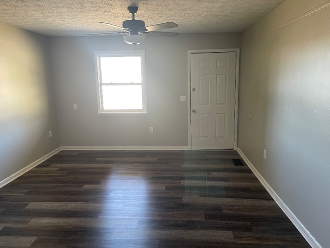 305 Houseal St in Cedartown, GA - Building Photo - Building Photo