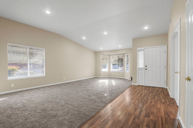 209 Grapewood Ct in Oakdale, CA - Building Photo - Building Photo