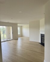11808 Eton Manor Dr, Unit 203 in Germantown, MD - Building Photo