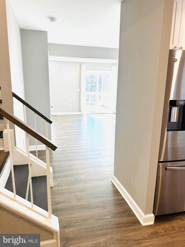 12304 Quince Valley Dr in North Potomac, MD - Building Photo - Building Photo