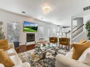 8514 Espanola Dr in Helotes, TX - Building Photo - Building Photo