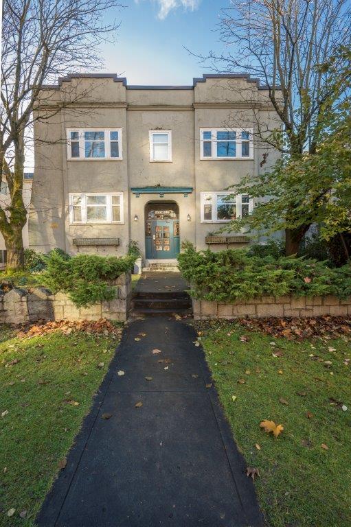 property at 1086 W 10th Ave