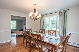191 11 O Clock Rd in Weston, CT - Building Photo - Building Photo