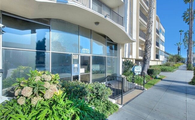 1770 Ximeno Ave, Unit #318 Coast Plaza in Long Beach, CA - Building Photo - Building Photo
