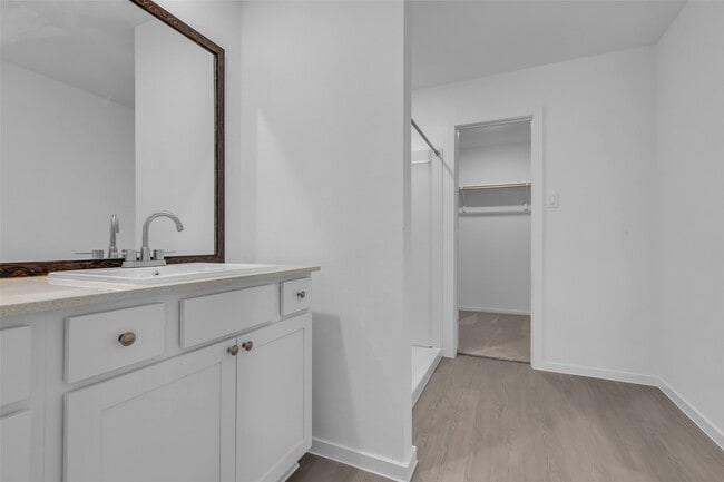 property at 277 Douglas Hls Dr