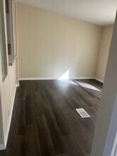 4794 Myrtle View Dr W in Mulberry, FL - Foto de edificio - Building Photo