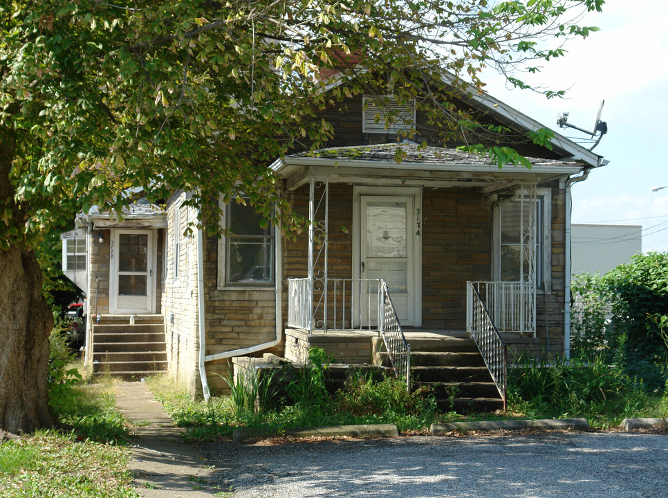 317 Jefferson St in Charleston, WV - Building Photo