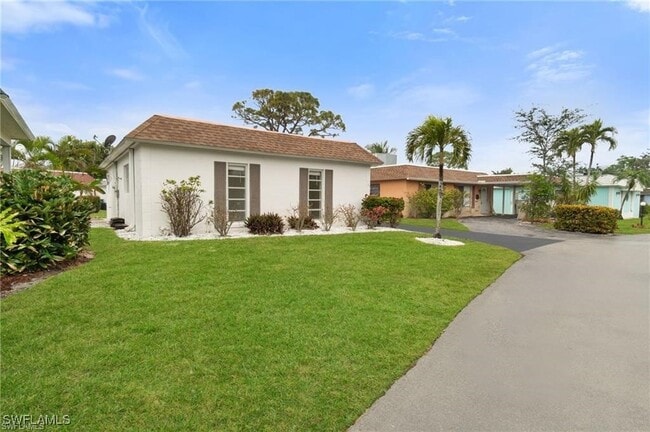 3 Kings Rd in Naples, FL - Foto de edificio - Building Photo