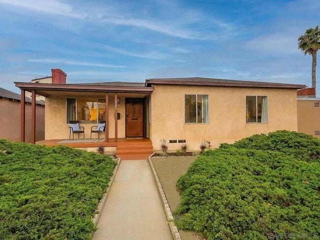 property at 965 Rosecrans St