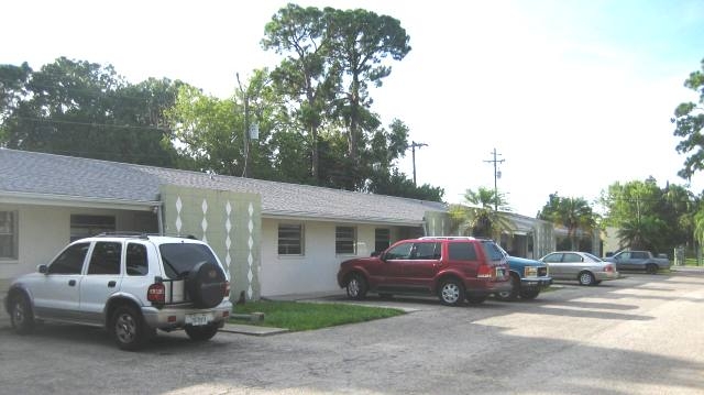 24 W Mariana Ave in North Fort Myers, FL - Building Photo - Building Photo