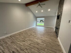 2606 Aylesbury Ln in Austin, TX - Building Photo - Building Photo