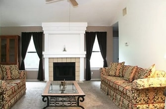 7307 Chainfire Cir in San Antonio, TX - Building Photo - Building Photo