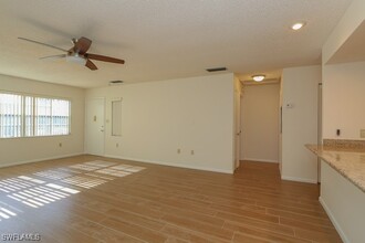 1500 Popham Dr in Ft. Myers, FL - Building Photo - Building Photo