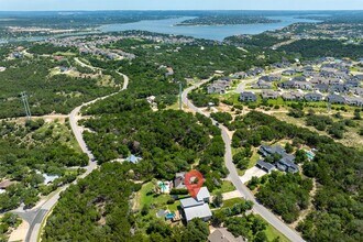 3610 Crosswind Dr in Spicewood, TX - Building Photo - Building Photo