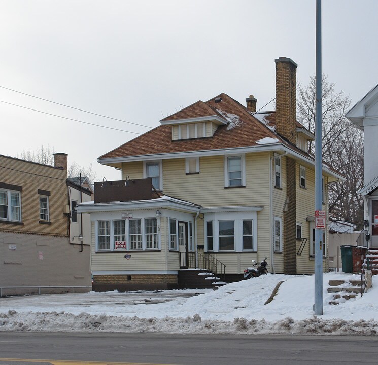 1501 Dewey Ave in Rochester, NY - Building Photo