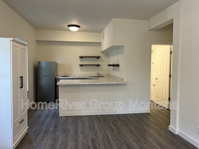 property at 508 S 3rd St W