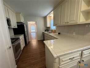 397 W Edgewater Terrace in New Braunfels, TX - Building Photo - Building Photo