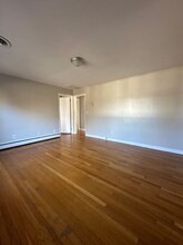 1017 Montgomery St in Blacksburg, VA - Building Photo - Interior Photo