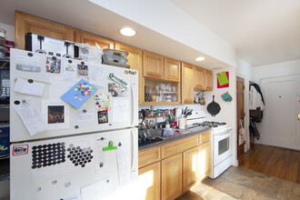 1018 Bergen St in Brooklyn, NY - Building Photo - Interior Photo