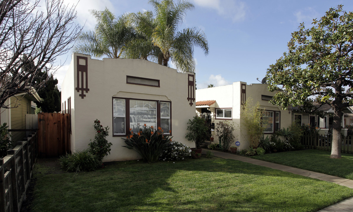 3045-3049 Juniper St in San Diego, CA - Building Photo