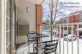 444 Washington Blvd in Jersey City, NJ - Building Photo - Building Photo