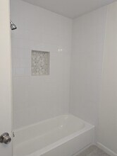 1311 21st St in Huntsville, TX - Foto de edificio - Building Photo