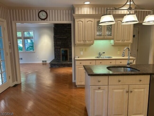 722 Hyslip Ave in Westfield, NJ - Building Photo - Building Photo