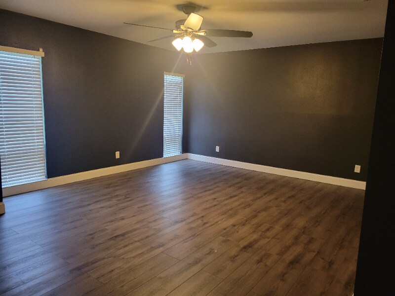 1200 Tarpon Woods Blvd in Palm Harbor, FL - Building Photo