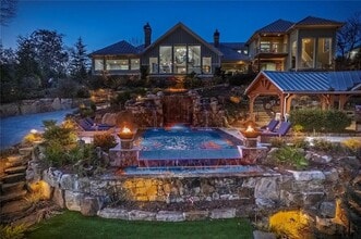 920 Pine Cir in Woodstock, GA - Building Photo - Building Photo